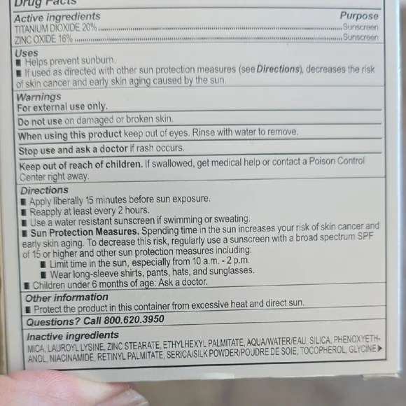 IT Cosmetics Celebration Foundation SPF 50+ - Shade Medium. NIB - Picture 4 of 5